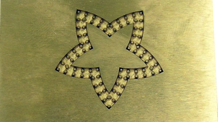 铜雕刻